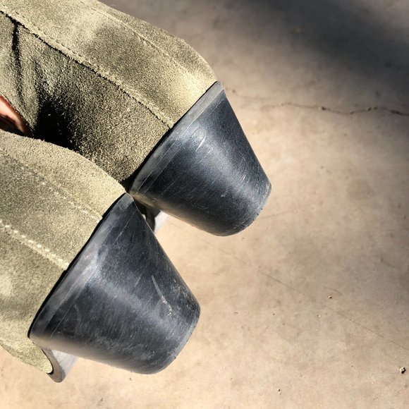 SOLD*Olive Suede Low Cut Chelsea Western Boots - Picture 9 of 13